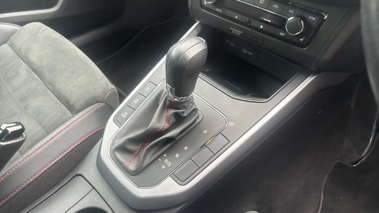 SEAT Arona 1.0 TSI 110 FR Sport [EZ] 5dr DSG Petrol Hatchback